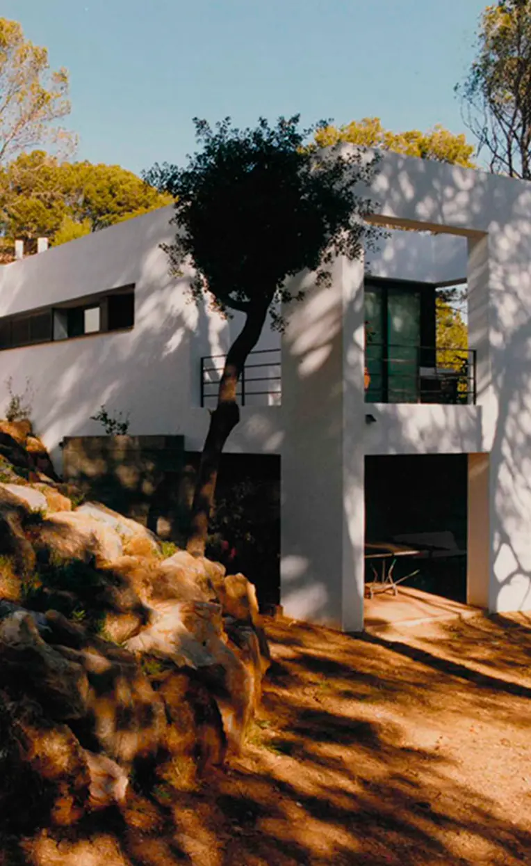 Casa residencial mediterránea con piscina